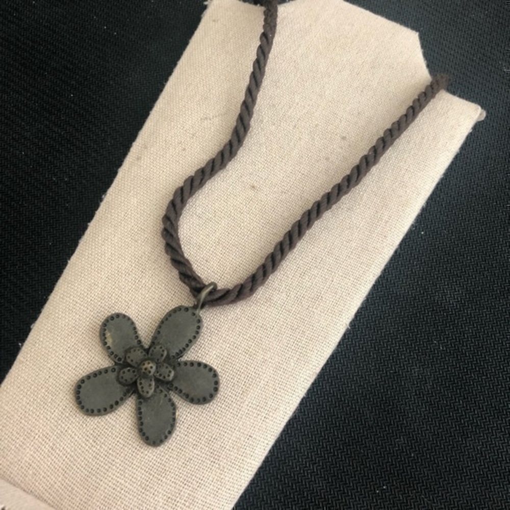 Vintage Flower Necklace